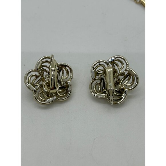 Vintage Coro Gold-Tone Necklace & Matching Unsigned Clip-On Earrings Set - Picture 12 of 15